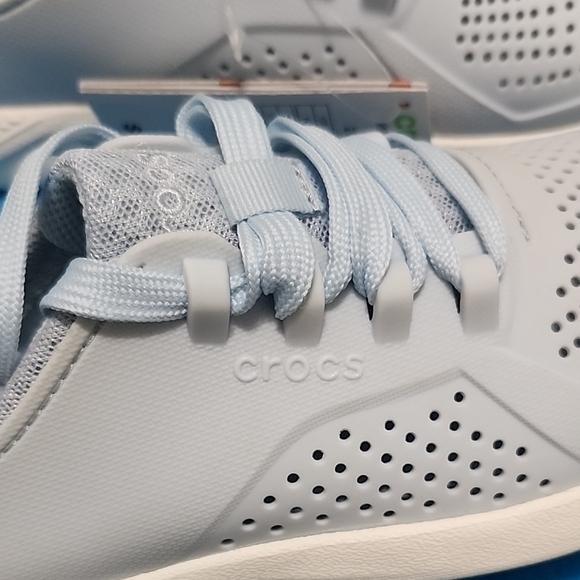 CROCS LiteRide Blue Breathable Sneakers - Picture 2 of 8